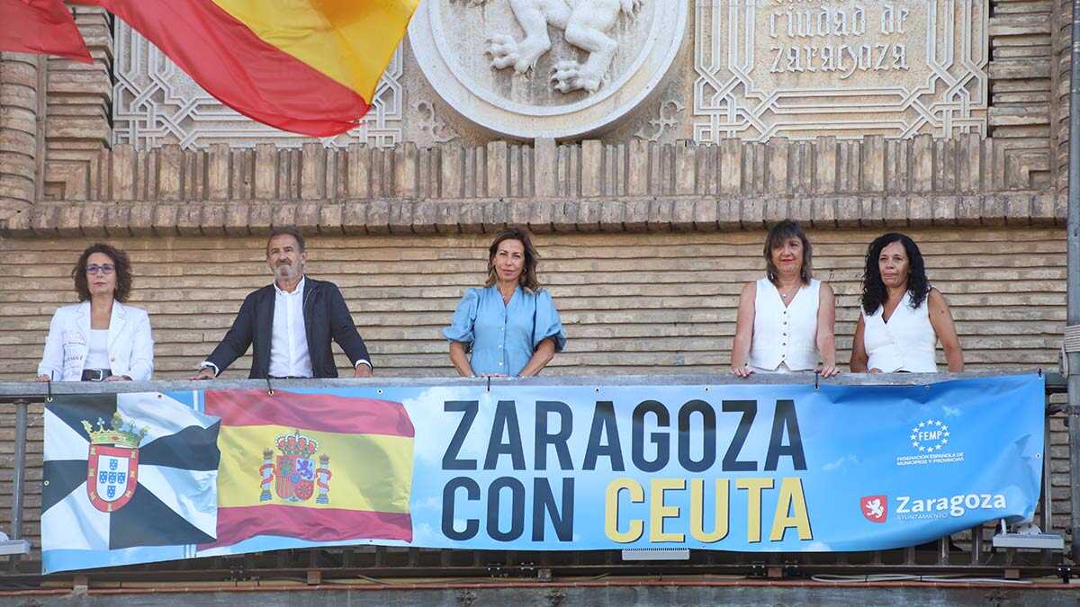 « Zaragoza avec Ceuta » : la mairie installe une banderole en soutien à la ville autonome