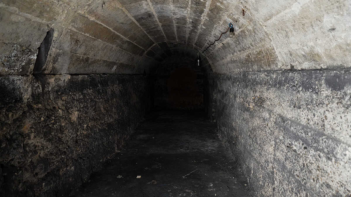 Le refuge de guerre que 16 habitants du centre de Saragosse conservent encore : un bunker caché en plein cœur de la ville