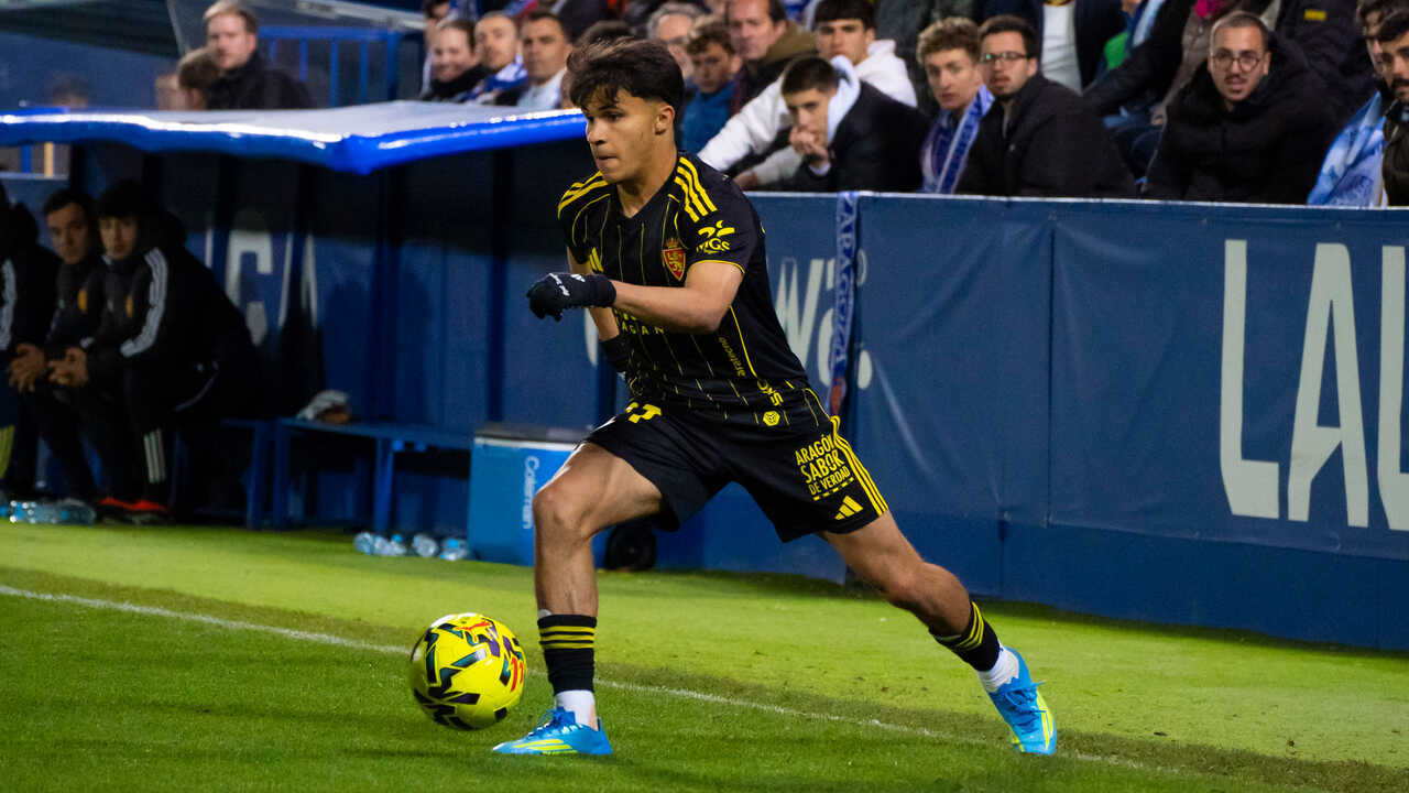 Un nouvel acteur de la relégation du Real Saragosse trouve un club : Juan Larios restera en deuxième division avec l’Eldense