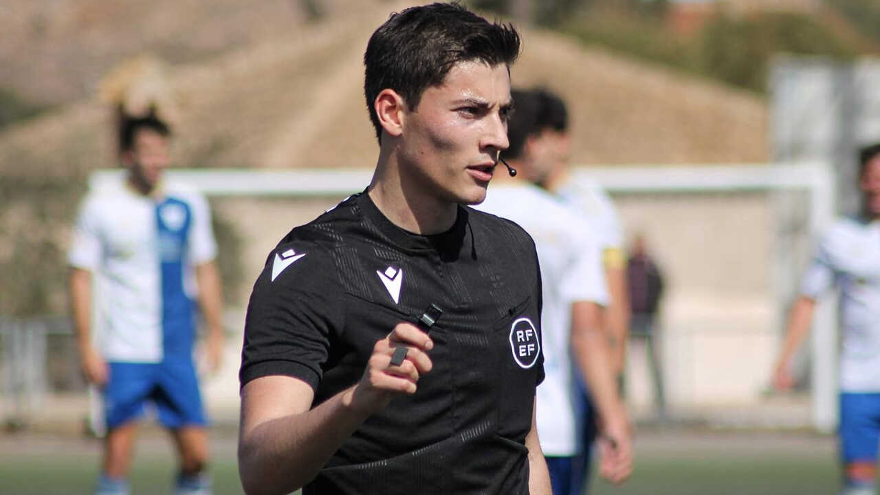 L’arbitre Masip Vidal fera ses débuts en Primera RFEF lors de Real Zaragoza-Antequera
