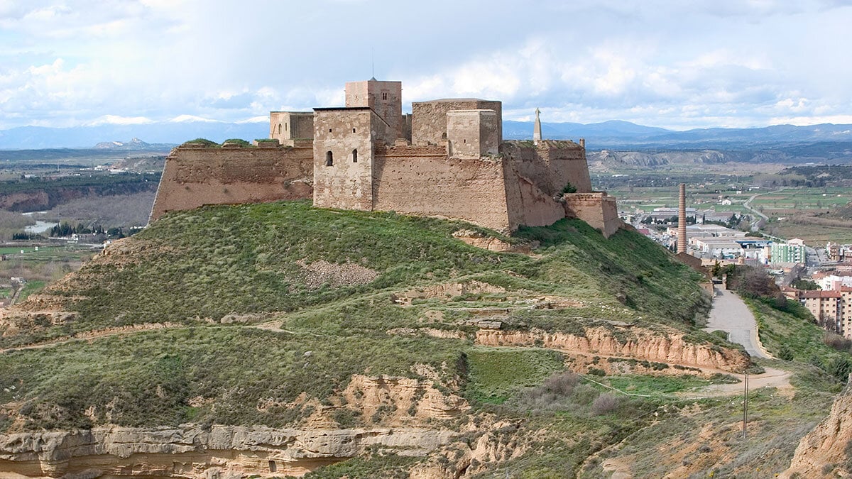 Le château templier le mieux conservé d’Aragon se trouve à Huesca