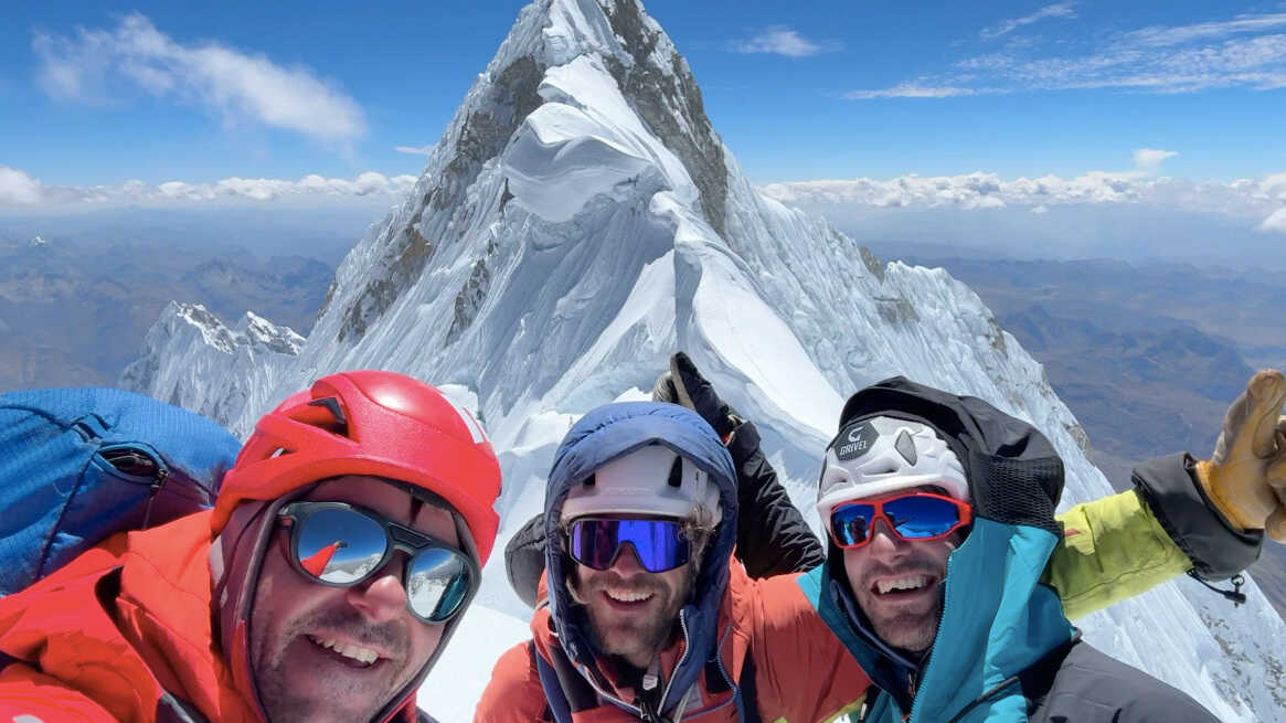 L’alpiniste aragonais Rubén Sanmartín recevra le Piolet d’Or pour son ascension du Yerupajá dans les Andes