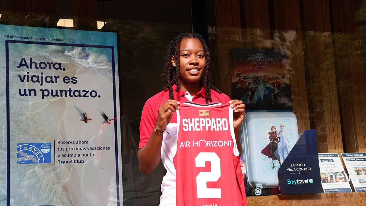 Aisha Sheppard lors de sa présentation à Casademont Zaragoza : « Je savais que je voulais jouer un jour en Euroligue »