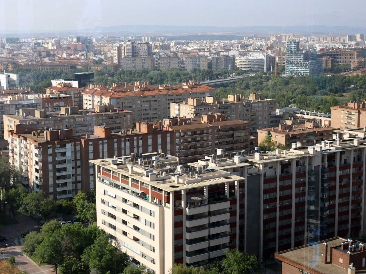 Saragosse manque de logements abordables : le PSOE alerte sur des chambres à plus de 700 euros
