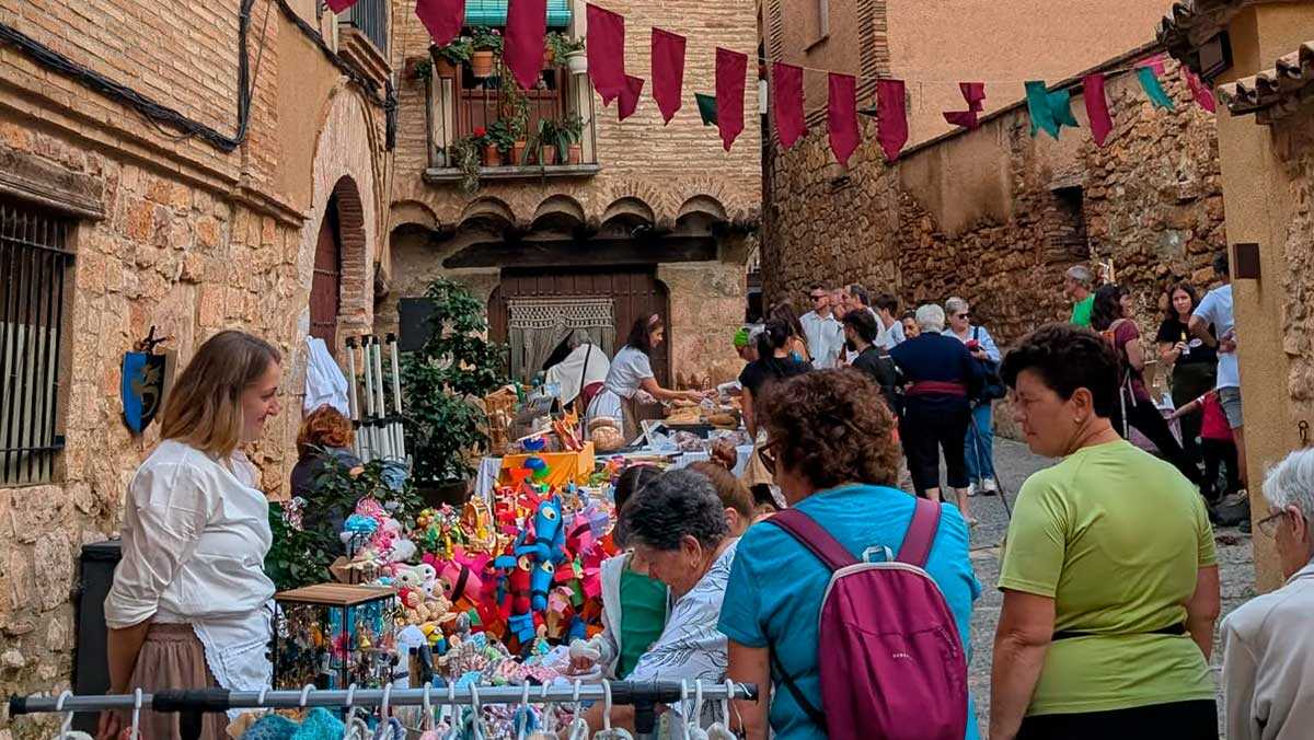 Déjeuner aragonais, artisanat et théâtre : le marché qui animera ce village de Huesca