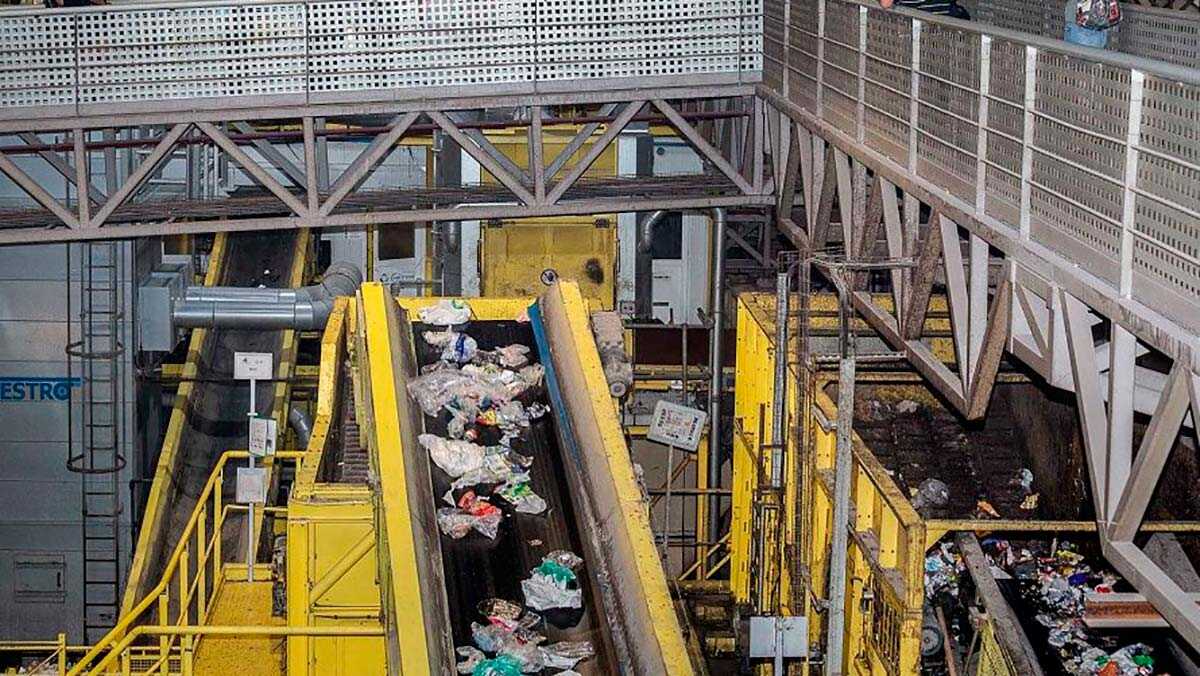La nouvelle usine de traitement des déchets de Saragosse transformera les déchets de la décharge en matières premières