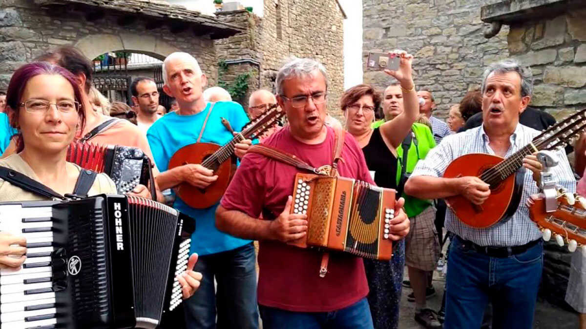 La Ronda de Boltaña programme un concert gratuit à Saragosse et affiche complet en quelques heures