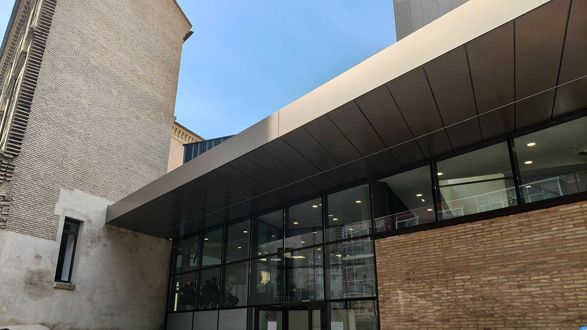 Un jeune de 26 ans arrêté après avoir résisté à la police dans le centre d’hébergement de Saragosse
