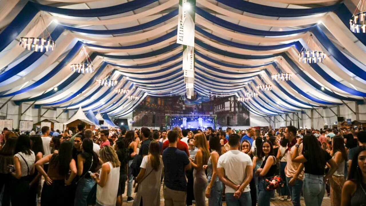 Tout ce qu’il faut savoir sur l’Oktoberfest de Valdespartera : horaires, dates, nourriture et accès
