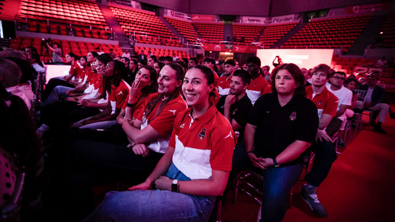 « Bienvenue à la maison » : Mariona Ortiz, grande vedette de la présentation de Casademont Zaragoza