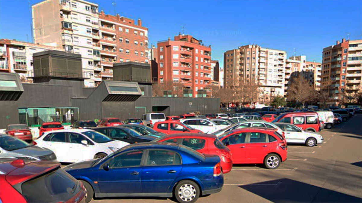 Alerte des habitants à La Almozara face à des « papiers espions » placés sur les voitures