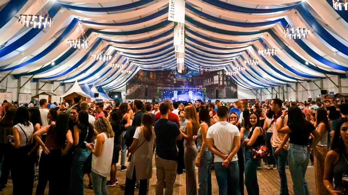 L’Oktoberfest de Valdespartera dévoile sa carte pour les fêtes du Pilar 2026 : que manger et boire