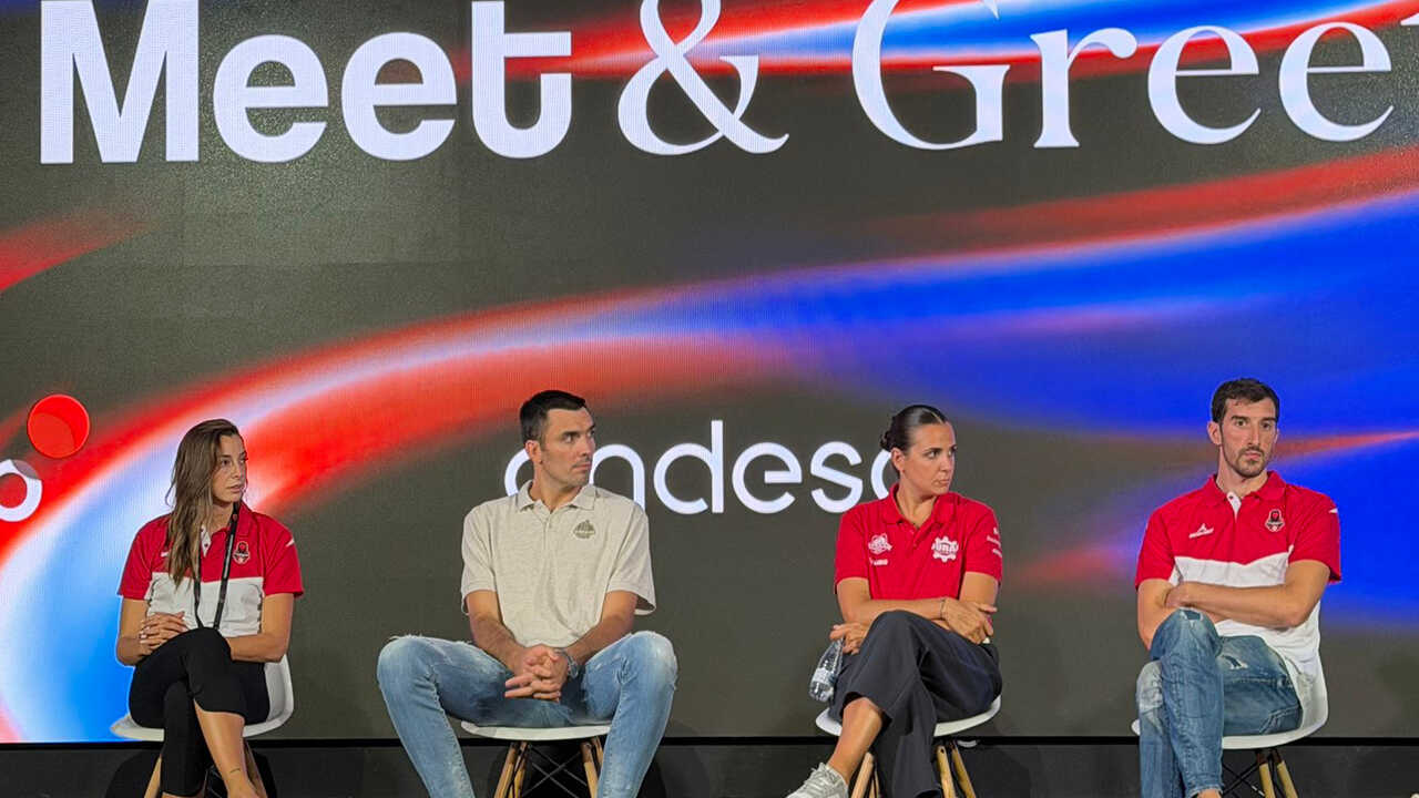 Les anecdotes de la soirée du basket espagnol : les groupes WhatsApp de Casademont Zaragoza et le lien musical de Pradilla avec l’Aragon