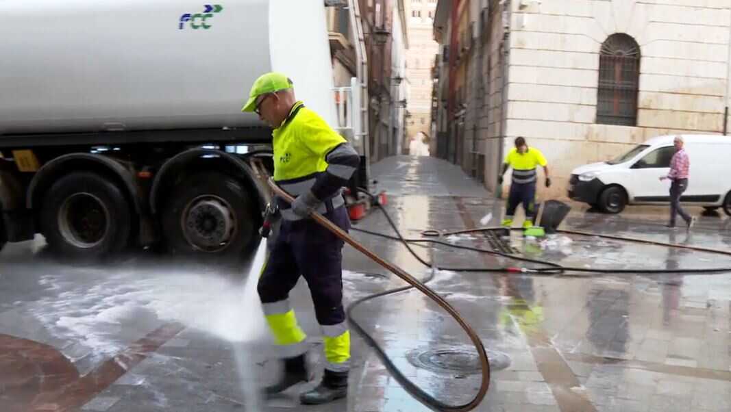 Dernière chance d’éviter une grève du nettoyage qui menace les Fiestas del Pilar