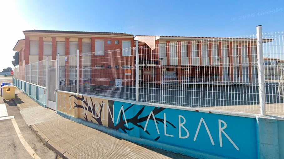 L’IES Sabina Albar de Bujaraloz commence l’année scolaire sans internet ni téléphone