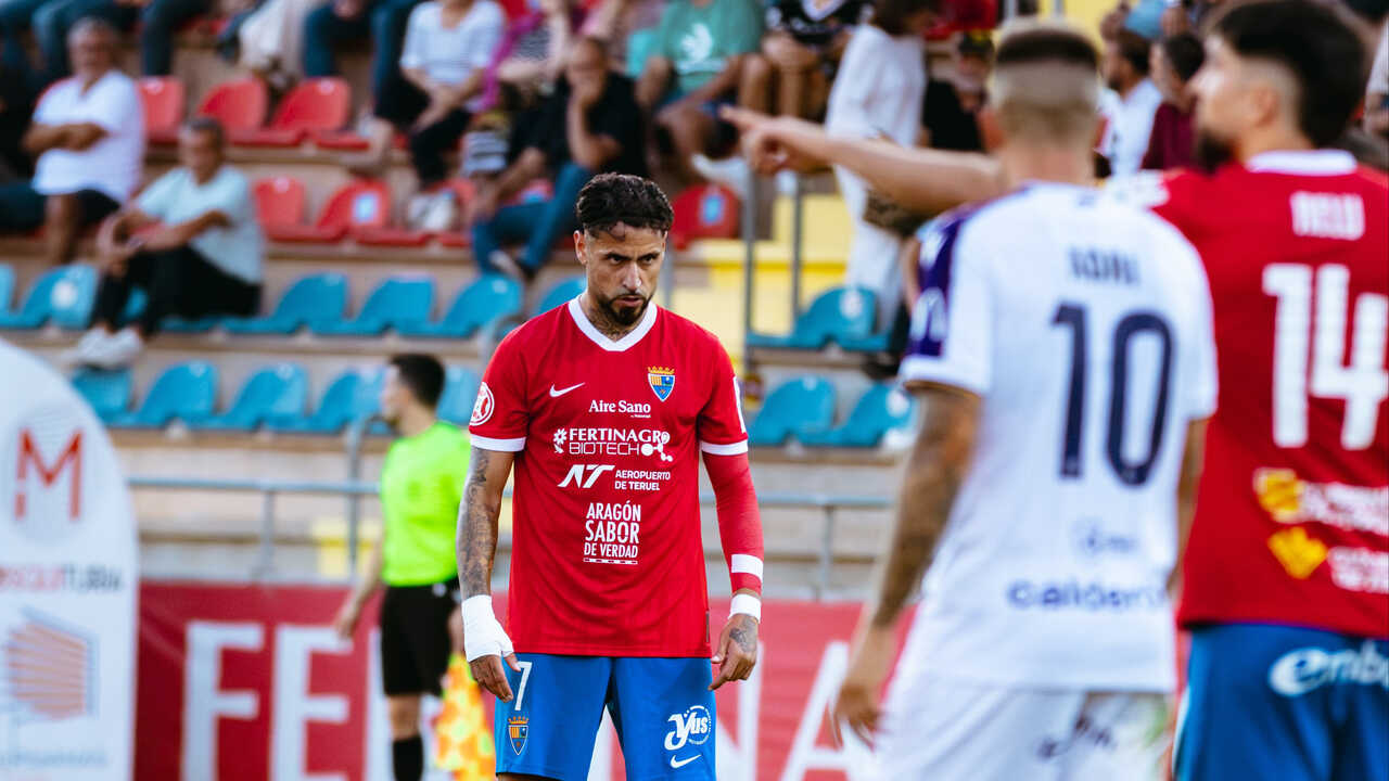 La poudre mouillée du C.D. Teruel, son principal problème à régler avant le derby contre Huesca