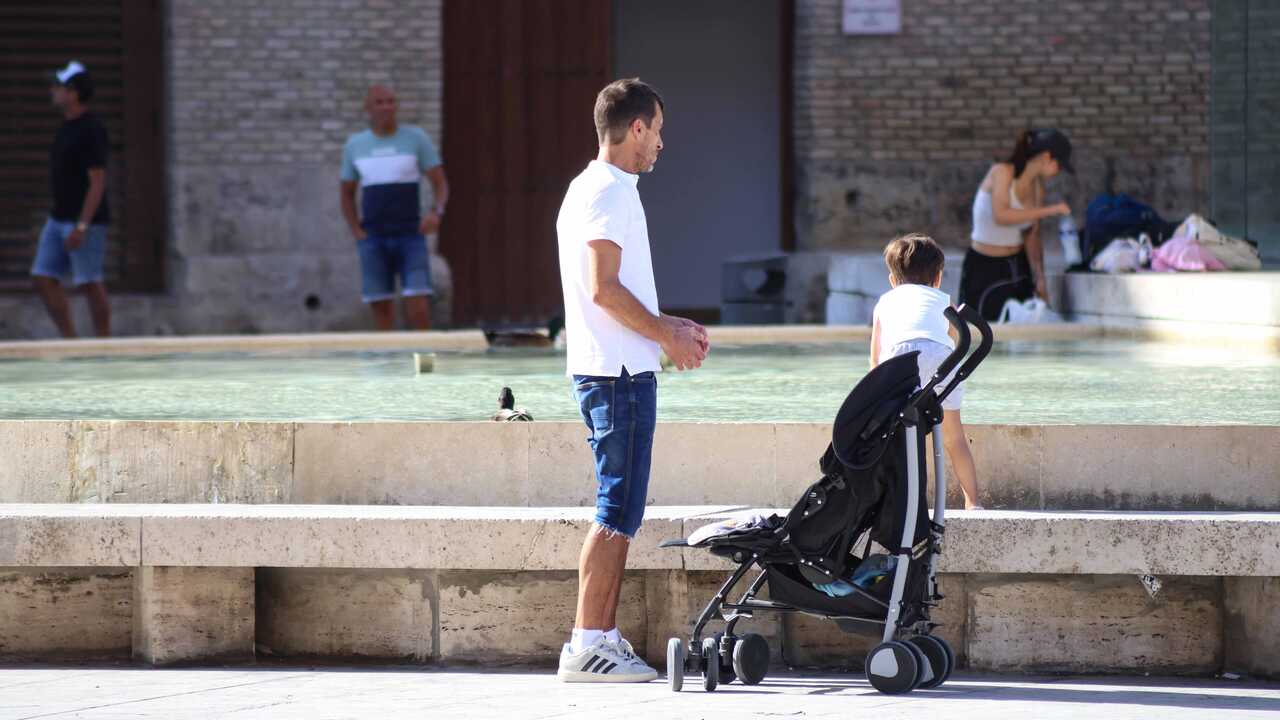 Moins de papiers et trois mois d’attente en moins : le Chèque Famille de Saragosse s’améliore