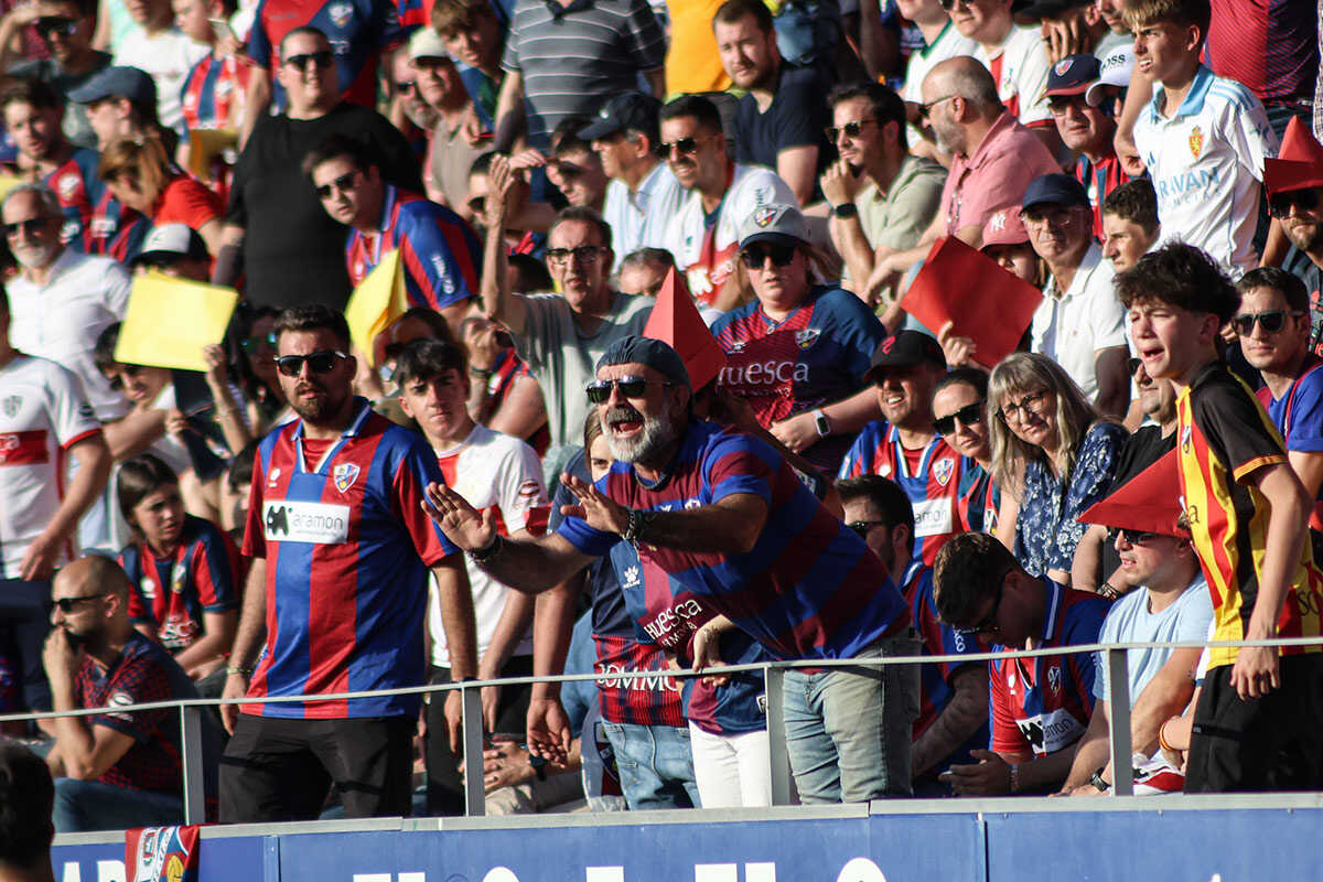 Plus de 300 supporters porteront la S.D. Huesca dans le derby aragonais à Pinilla