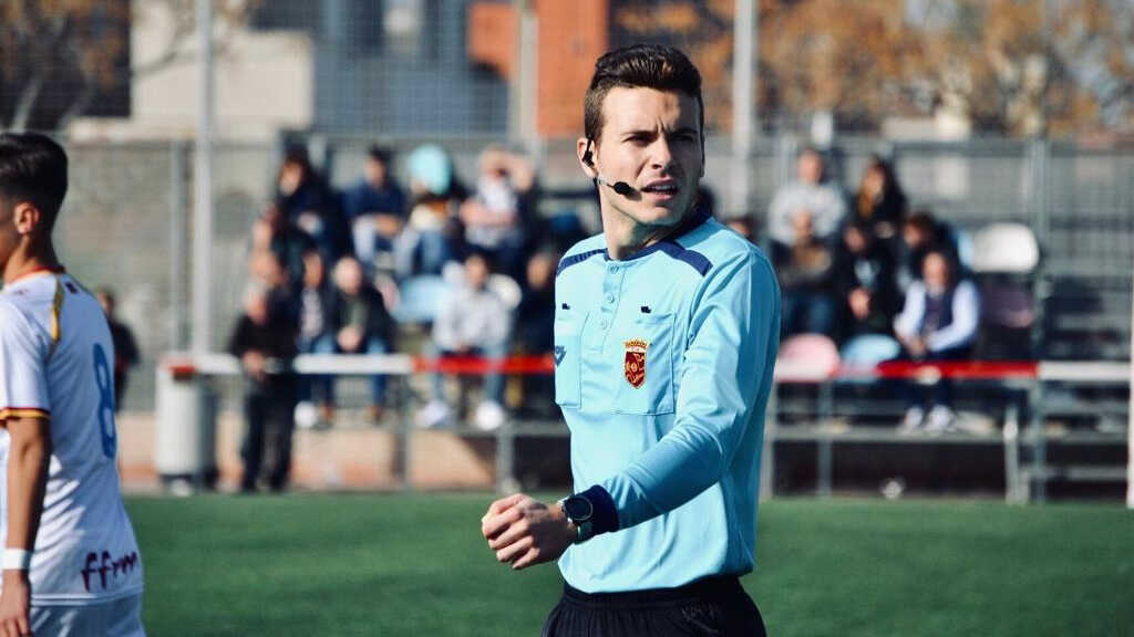 L’arbitre Roca Robles dirigera Ibiza-Real Zaragoza pour sa deuxième saison en Primera RFEF