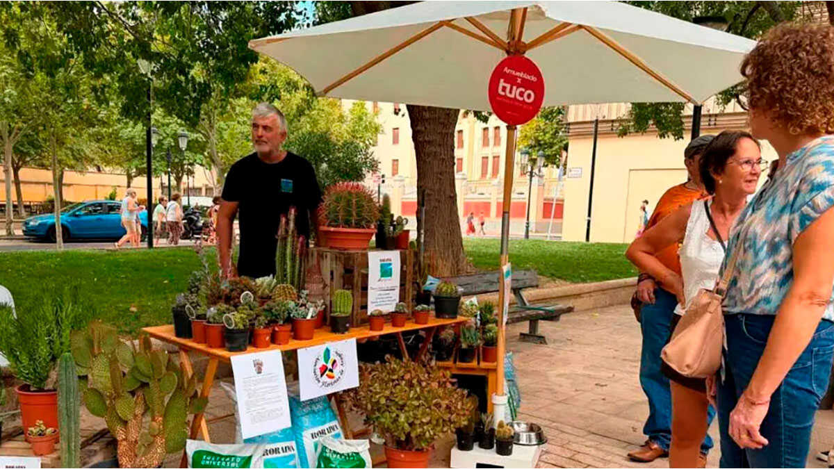 Les fleurs et les animaux de compagnie envahissent à nouveau le Jardin del Gancho : tout ce que vous pouvez faire ce dimanche au marché