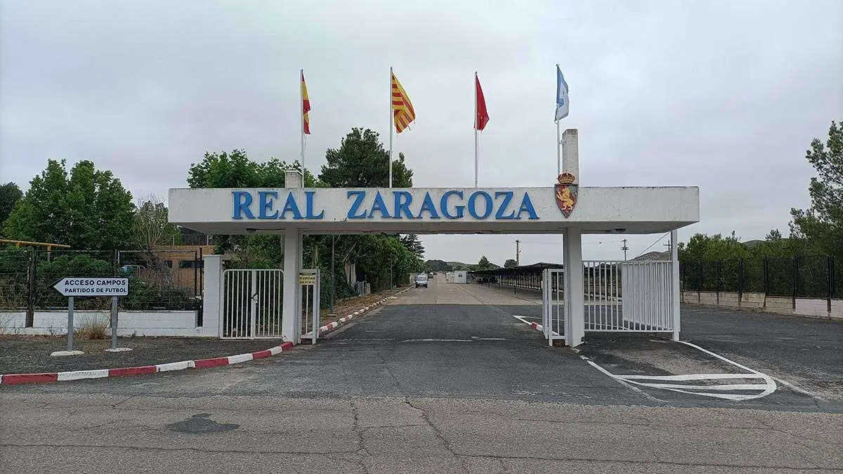 Le Real Zaragoza attend une décision concernant l’entraîneur du Cadete B écarté pour humiliations