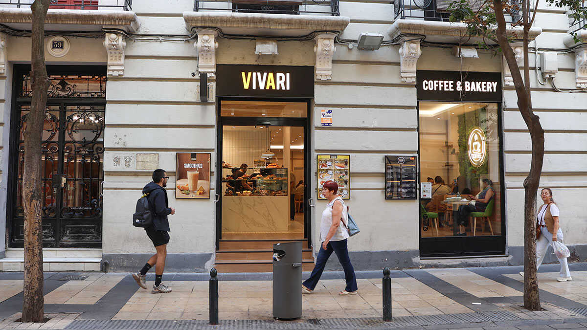 La cafétéria qui ouvre son troisième établissement à deux minutes du Pilar : café et croissant pour 2,10 euros