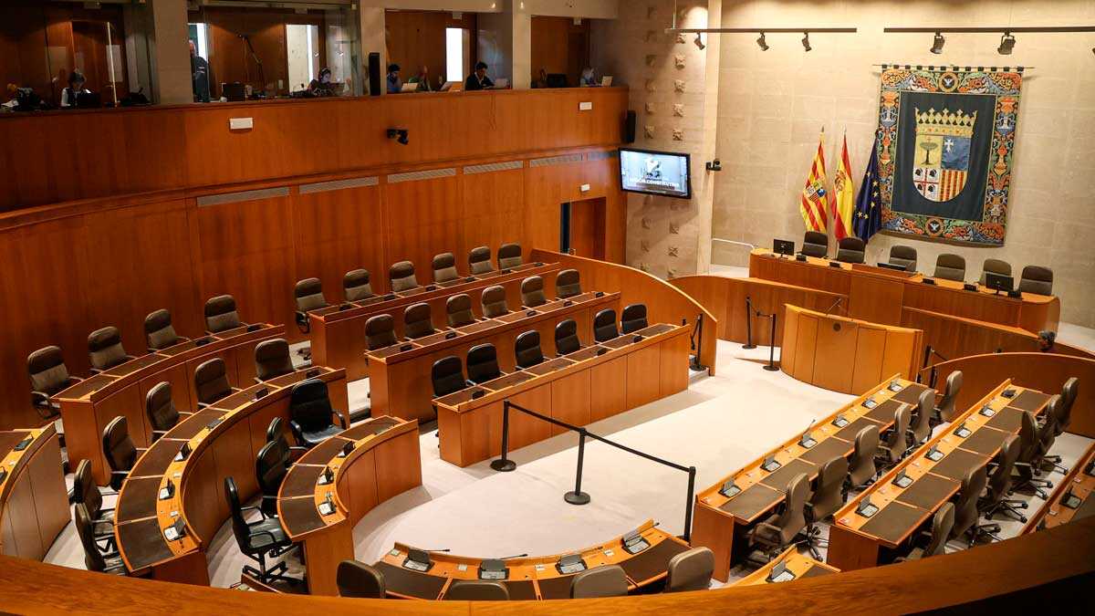 Il y a 25 ans en Aragon : les Cortes adoptaient leur premier budget en euros