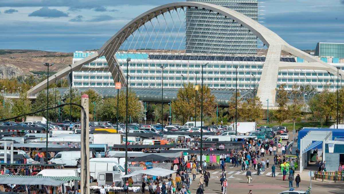 Première journée du Rastro de Saragosse un samedi : le marché aux puces tente sa chance le 24 octobre