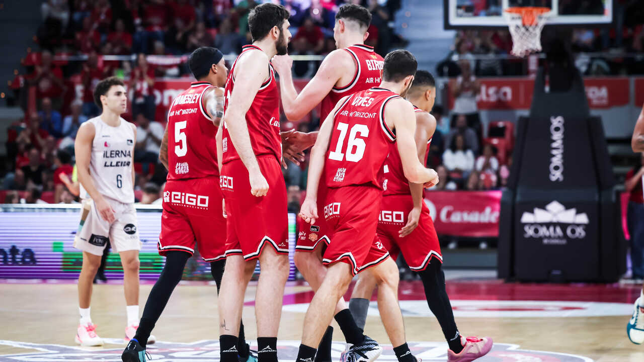 Le difficile défi de Casademont Zaragoza en ACB : s’imposer au Palau Blaugrana pour la deuxième fois de son histoire
