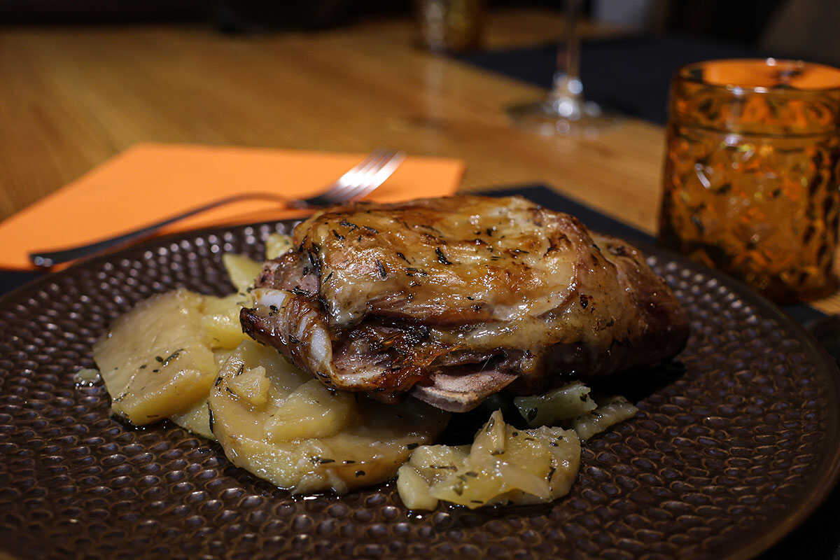 Le restaurant à deux minutes du Pilar qui mise sur les produits aragonais et la cuisine maison : « Moins il y a d’intermédiaires, mieux c’est »
