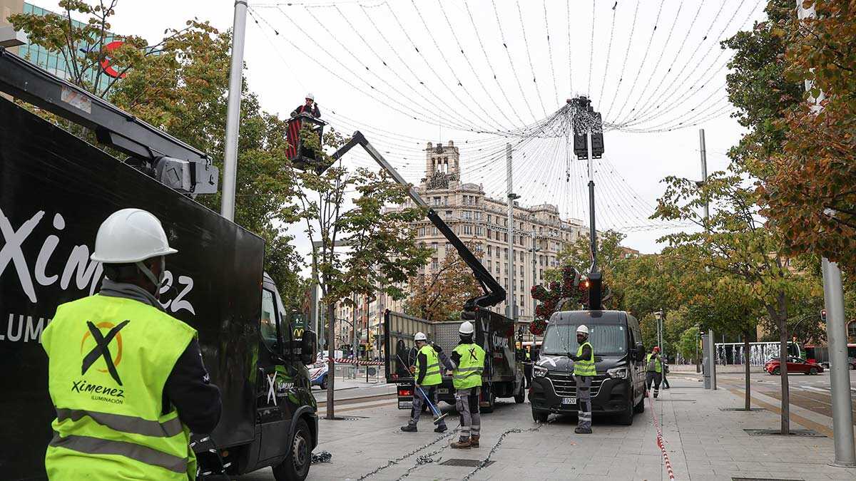 Noël commence à prendre forme à Saragosse : voici déjà la place d’Aragon