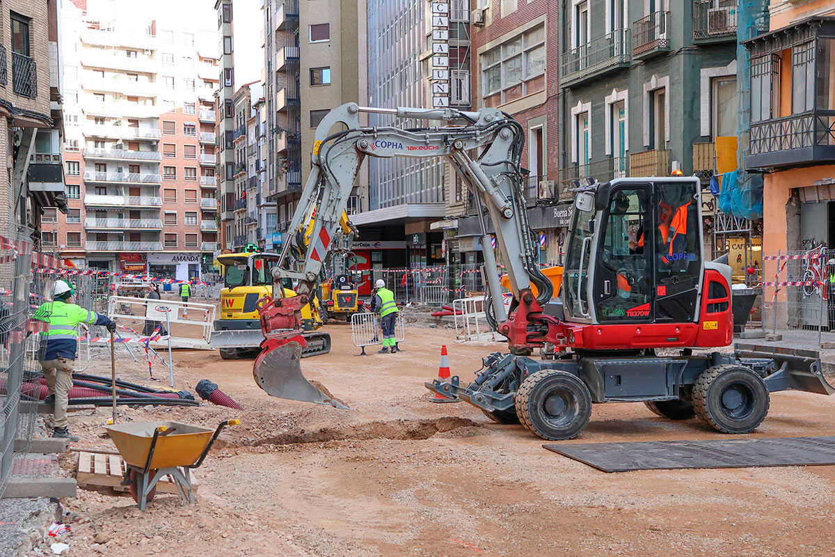 Les travaux du Coso de Saragosse entrent dans leur phase la plus intensive avec l’excavation et le remblaiement de la nouvelle chaussée
