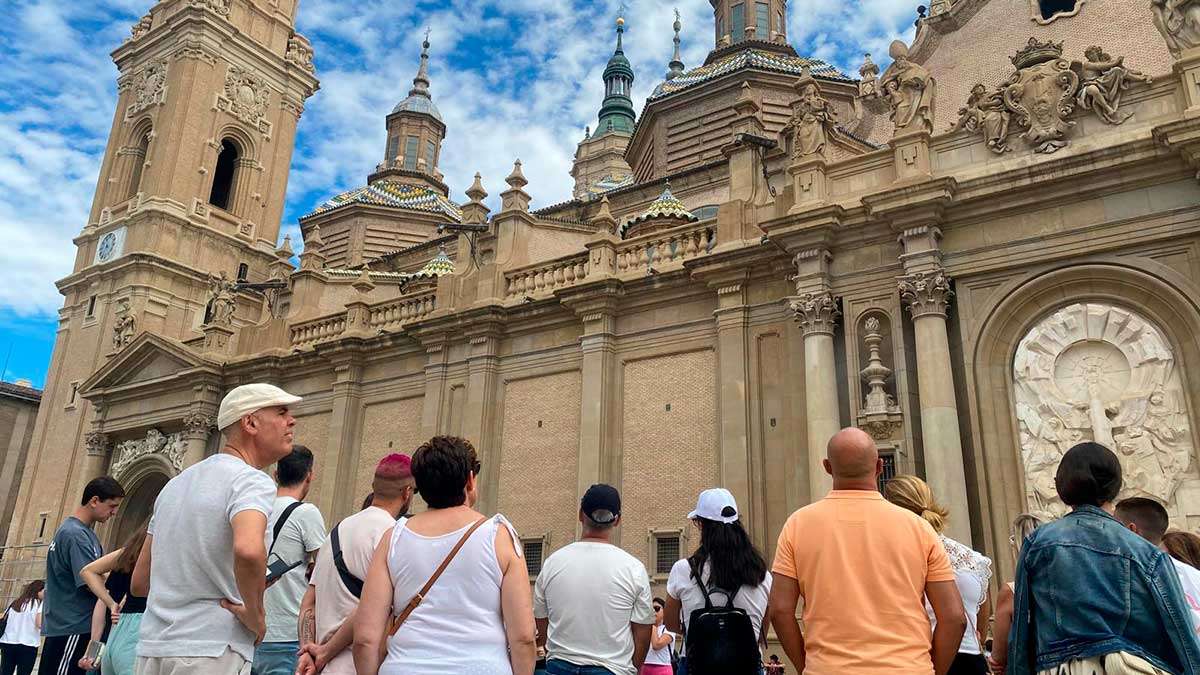 Le mois où le tourisme international a bondi à Saragosse : voici pourquoi