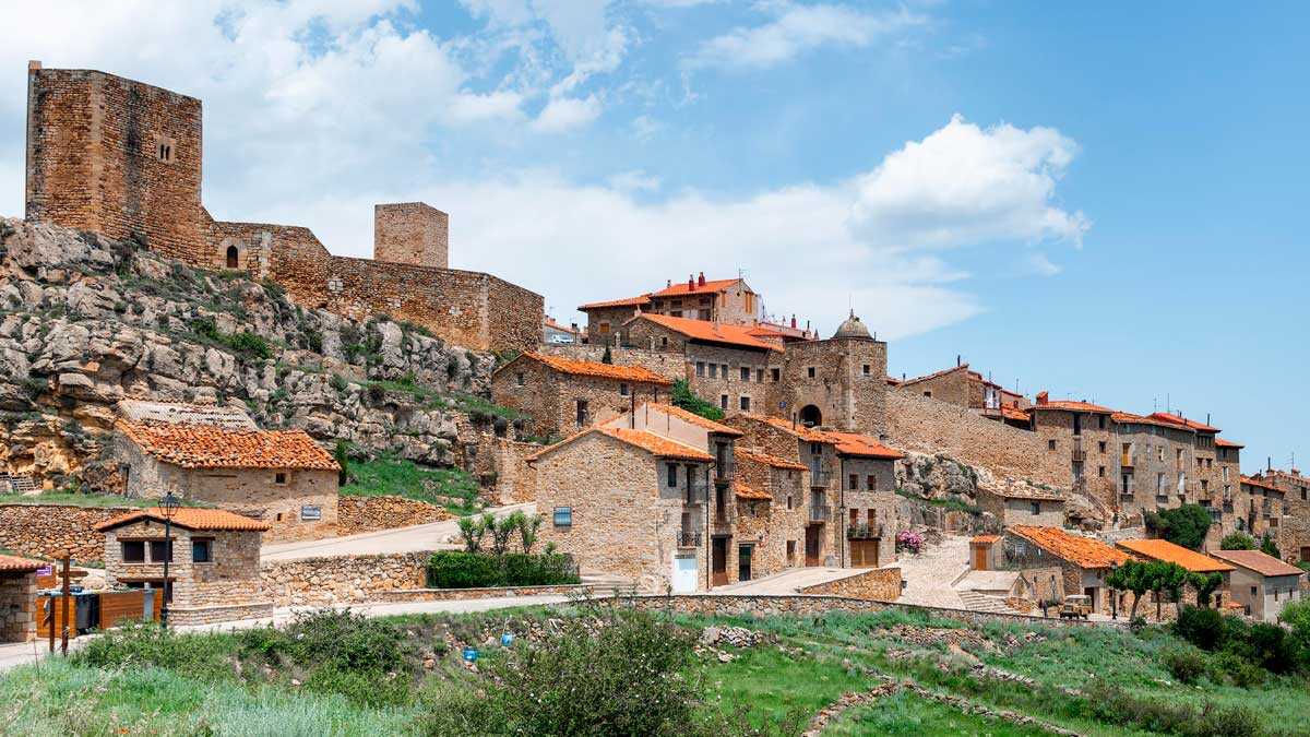 L’un des plus beaux villages de Teruel cherche un pharmacien pour préserver un service essentiel : « La plupart d’entre nous sont retraités »