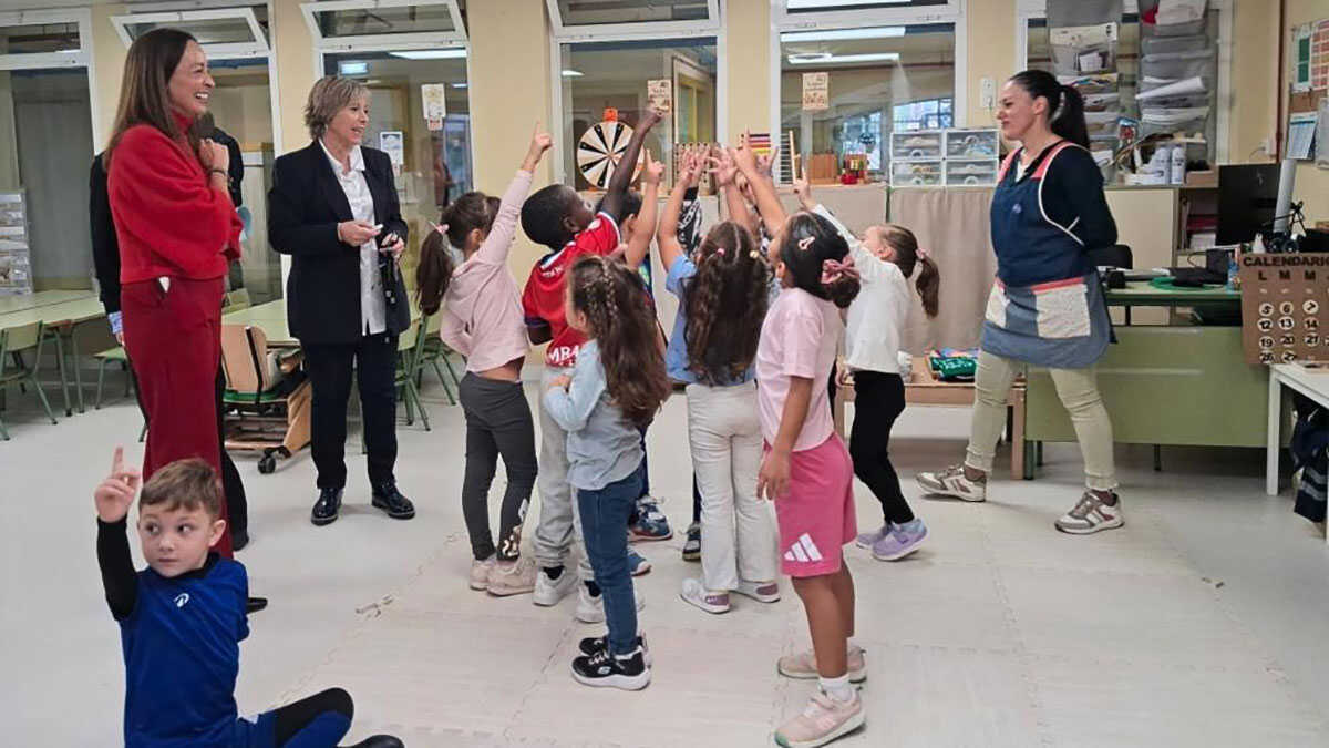 Le CEIP Hermanos Marx installe des ventilateurs dans ses salles de classe, mais certains espaces restent à climatiser