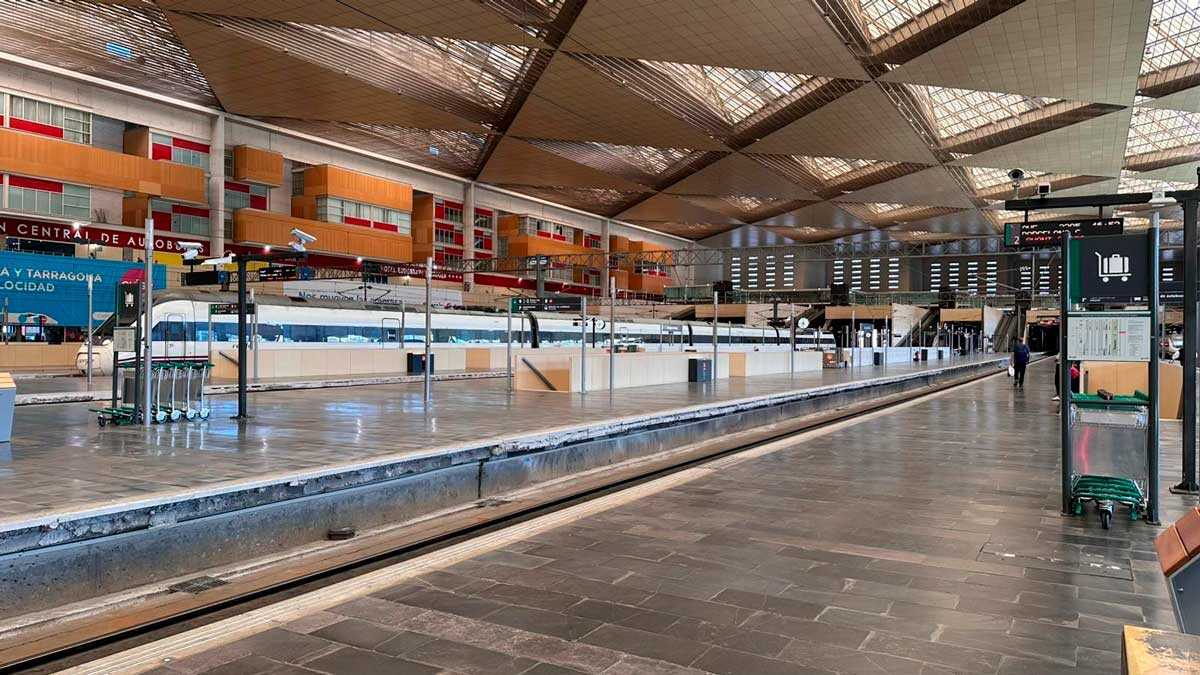 Le train AVE reliant Saragosse à l’Andalousie s’arrête à Madrid après l’accident de Tolède