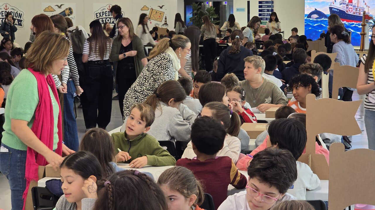 Le hackathon pour enfants réunit près de 400 élèves à Etopia