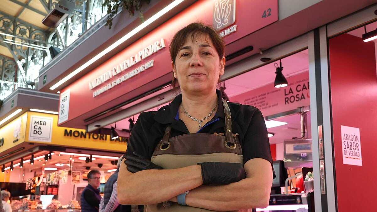 Ester, bouchère du marché central de Saragosse : « Dès le pont de novembre, nous lançons la campagne de Noël »