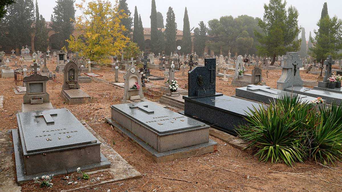 Les enterrements traditionnels reviennent-ils ? Les inhumations progressent de 40 % à Saragosse