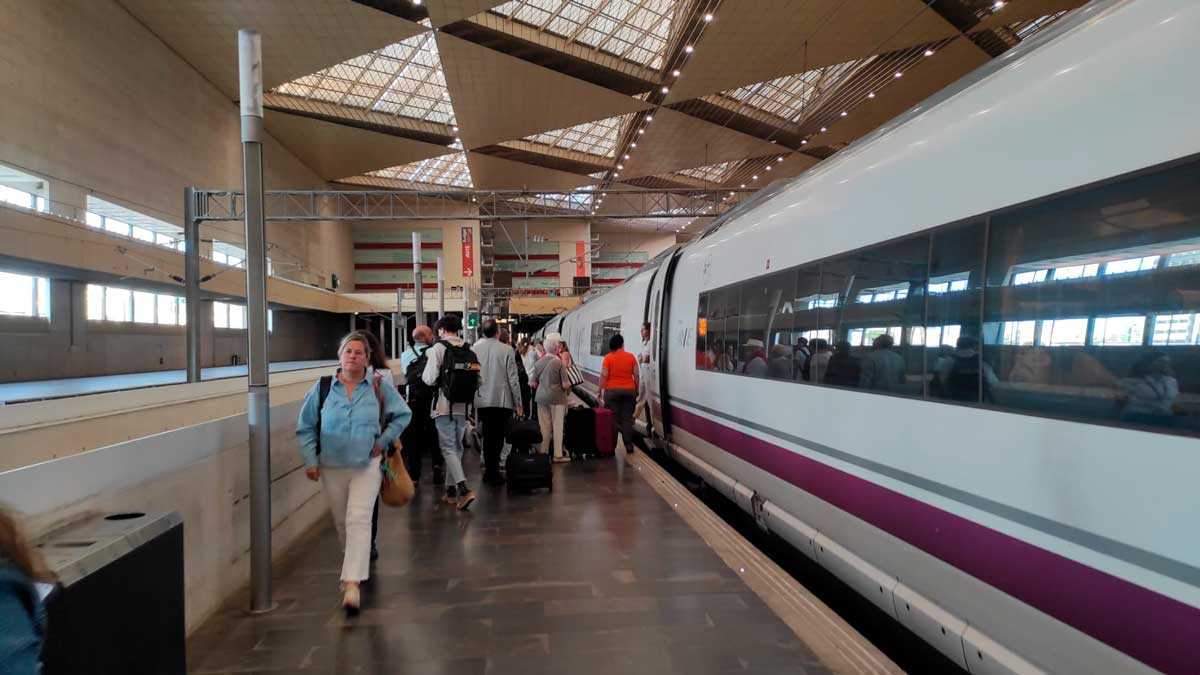 Puente envisage d'interrompre l'AVE Madrid-Zaragoza-Barcelone pour des travaux en 2027